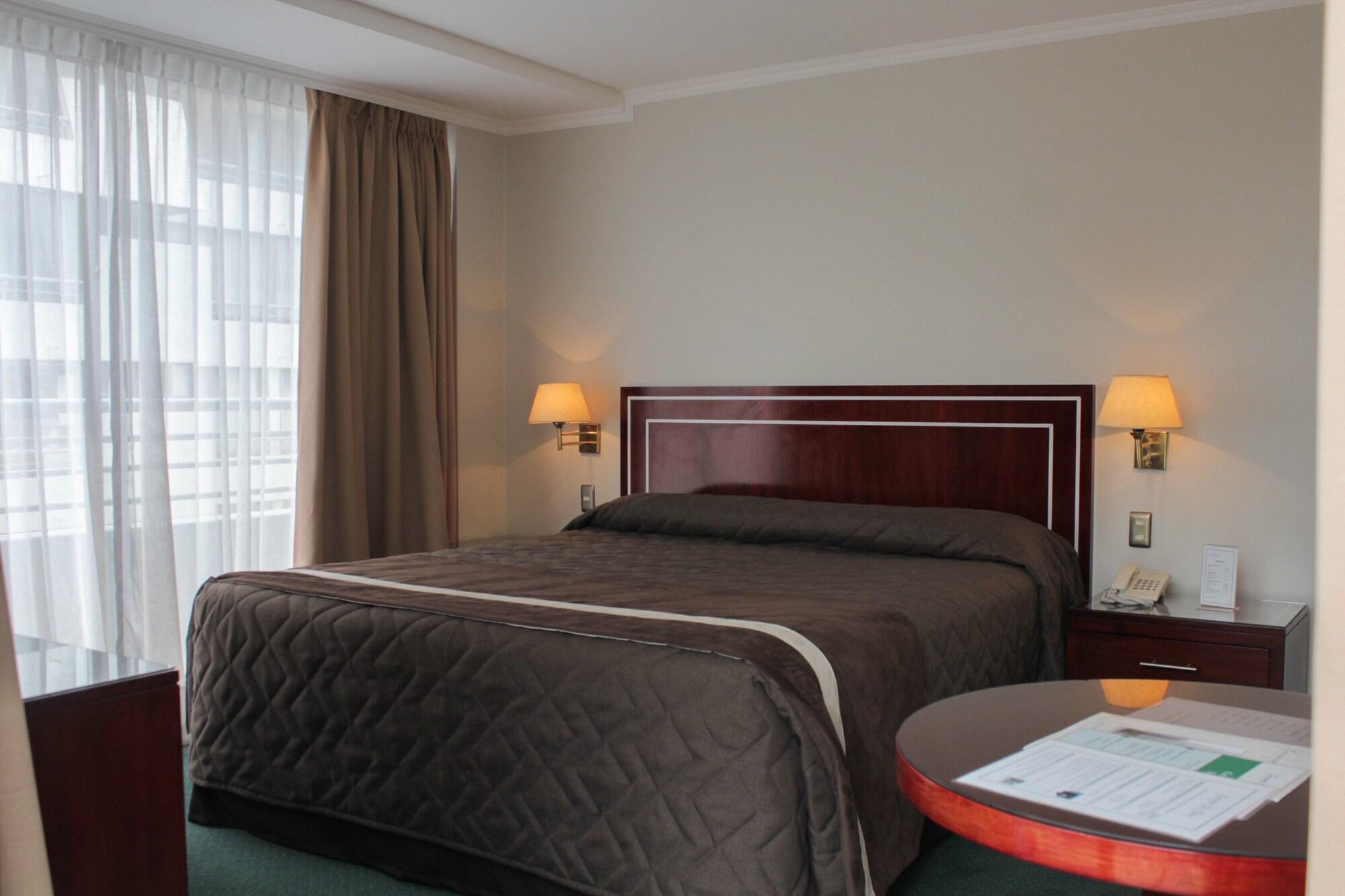 Hotel Leonardo Da Vinci Santiago Buitenkant foto