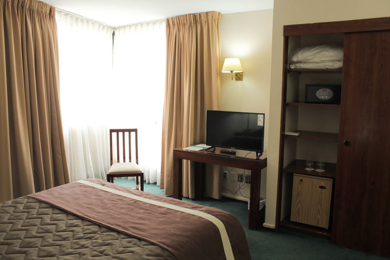 Hotel Leonardo Da Vinci Santiago Buitenkant foto