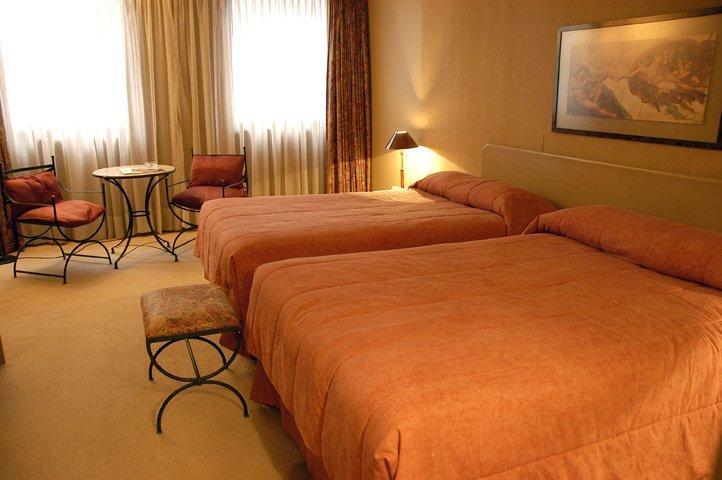 Hotel Leonardo Da Vinci Santiago Buitenkant foto